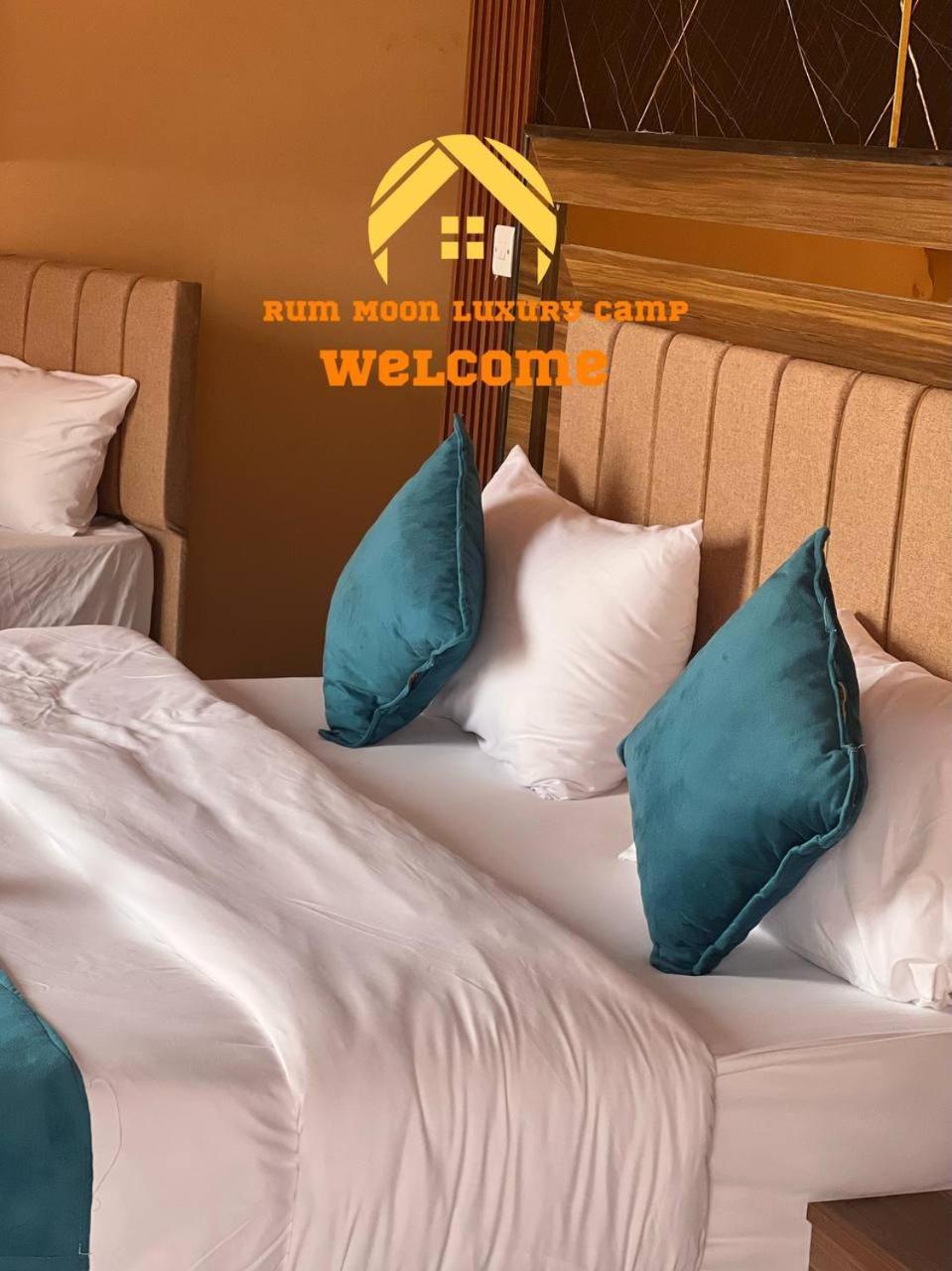 Rum Moon Luxury Camp 와디럼 외부 사진